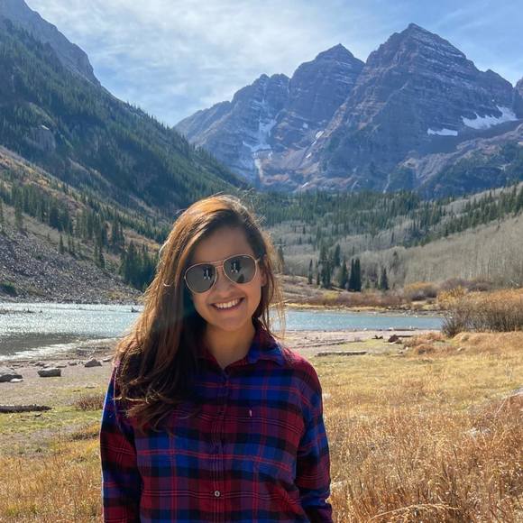 Meet your Posher, Dani - Picture 1 of 1